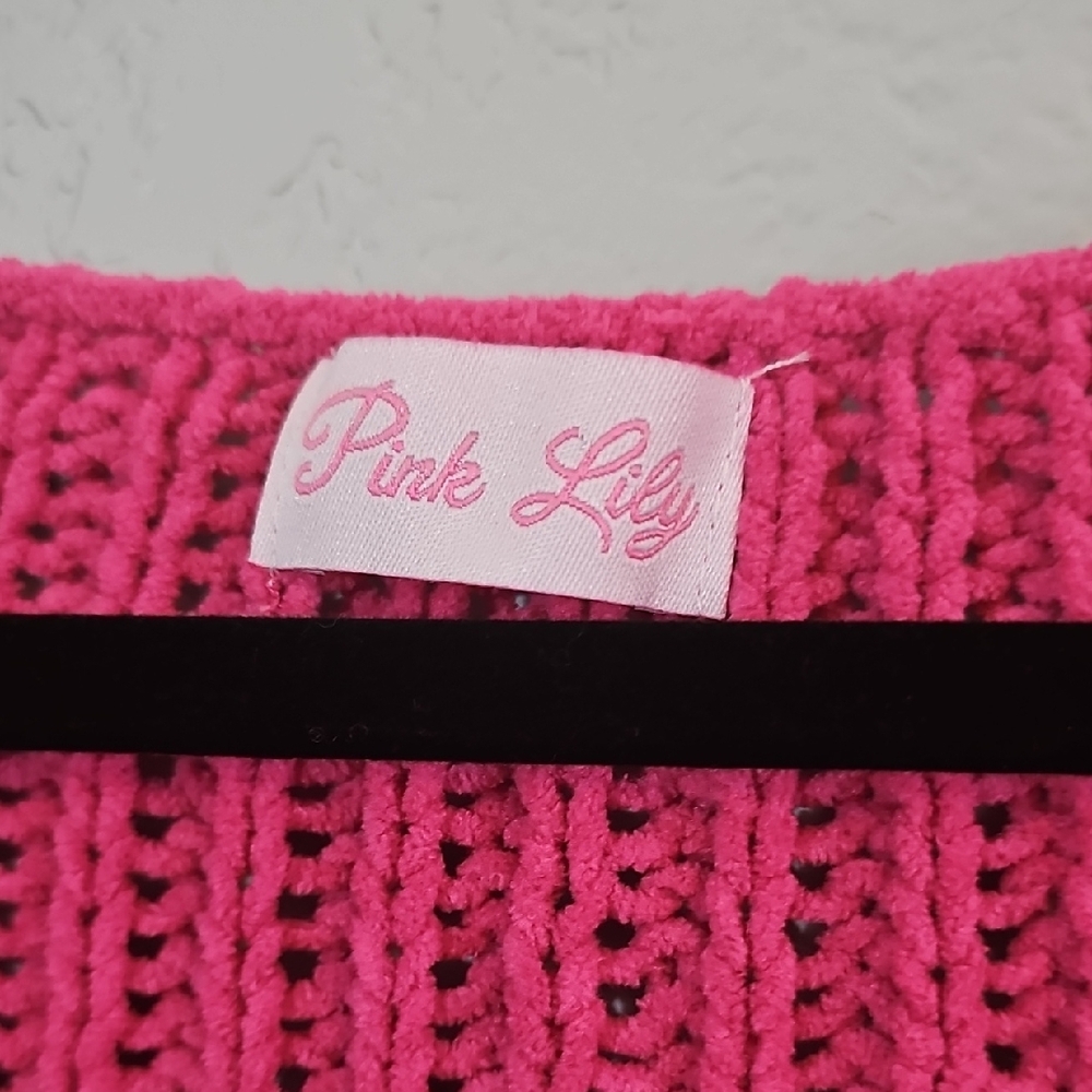 Pink Lily Vibrant Pink V-Neck Knit Sweater, Womens Medium Oversized - Picture 3 of 5